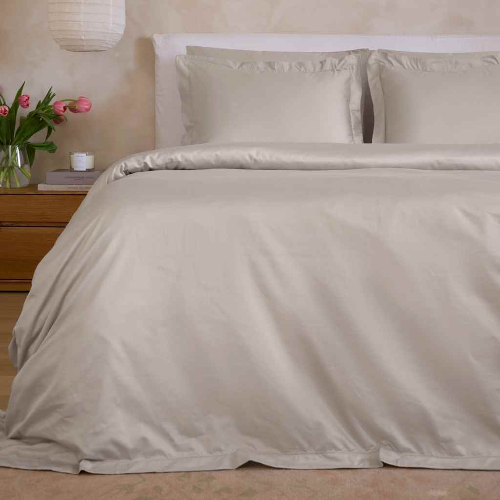 איך הופכים את חדר השינה למקום שבאמת כיף להירדם בו?