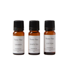 קולקציית PURE כוללת מארז שמנים ריחניים עם ארומות מרגיעות, שנוצרו כדי להעניק לך תחושה נקייה, מפנקת ונעימה בבית.

המארז יהפוך את הבית שלך לבית מלון, עם מגוון ניחוחות יוקרתיים ומפנקים שעוטפים את האוויר בכל הבית ומעניקים תחושת חום ועומק, תוך שמירה על קו נקי וחלק. כל השמנים האתרים שלנו עשויים מחומרים איכותיים, אינם מכילים כימיקלים מזיקים ובטוחים לשימוש.