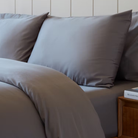 מצעי כותנה מצרית צפיפות 500, עשויים מסיבים דקים וחזקים עם כ-500 חוטים בכל אינץ', מה שהופך אותם לאיכותיים ועמידים לשנים רבות!

מצעים רכים ומפנקים שיהפכו את חדר השינה שלך להרגיש כמו בית מלון. מוצר הדגל שלנו, כותנה מצרית סרוגה באריגת סאטן, הצפיפות גבוהה והאיכותית לחוויית שינה מפנקת.