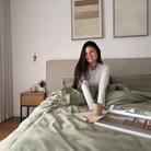 מצעי כותנה מצרית צפיפות 500, עשויים מסיבים דקים וחזקים עם כ-500 חוטים בכל אינץ', מה שהופך אותם לאיכותיים ועמידים לשנים רבות!

מצעים רכים ומפנקים שיהפכו את חדר השינה שלך להרגיש כמו בית מלון. מוצר הדגל שלנו, כותנה מצרית סרוגה באריגת סאטן, הצפיפות גבוהה והאיכותית לחוויית שינה מפנקת.