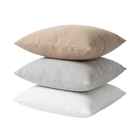 שילוב של כריות בגוונים דומים ומרקם וופל ייחודי יוצר מראה רגוע, עשיר ומלא בסטייל. ניתן להניח אותן בסלון, בחדר השינה או סתם על כיסא אהוב, לעיצוב מיטבי ולתחושת חמימות ורכות בבית.