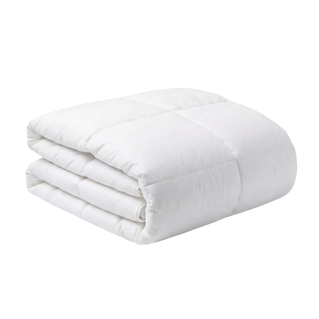 הגיע הקיץ אבל לא בא לך לוותר על התחושה הכיפית של הפוך?

בדיוק בשביל זה יצרנו את שמיכת הקיץ שלנו! היא דקה, קלילה ואוורירית, אך עדיין מעניקה את התחושה העוטפת והמפנקת שכולנו אוהבים, לחוויית שינה אולטימטיבית גם בלילות החמים. השמיכה אנטי-אלרגנית, טבעונית וללא כל מרכיבים מן החי.