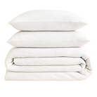 סט מצעים עשוי מבד ג'רסי רך, נושם ובעל מגע חלק ונעים במיוחד. הבד הגמיש "מתלבש" בצורה מושלמת על המזרן ללא מאמץ, שומר על מראה מסודר לאורך כל הלילה ומספק תחושת רוגע ונוחות שמזמינה שינה עמוקה ורצופה.