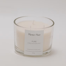 נר ריחני יוקרתי בכלי זכוכית אלגנטי, המעניק לכל חלל אווירה חמה, מרגיעה ומזמינה. עשוי מ-שעוות סויה טבעית לבעירה נקייה וארוכה, עם ניחוח מפנק שמתפזר בעדינות ומשאיר חותם ייחודי בחלל.

מושלם לערבים נעימים, לאווירה רומנטית או סתם לרגע של פינוק ורוגע אחרי יום ארוך. תנו לבית שלכם ניחוח עשיר ועוטף, כמו בספא או בית מלון יוקרתי!